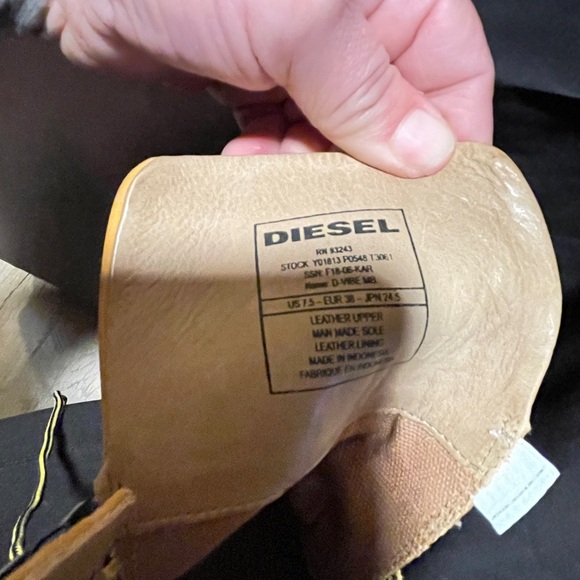 NWOT Diesel women’s  7 1/2 Boots No box Leather lace up  Diesel Camel size 38 eu - Picture 5 of 13